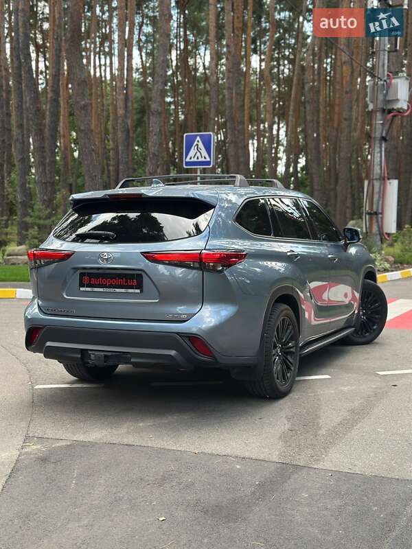 Позашляховик / Кросовер Toyota Highlander 2020 в Білогородці