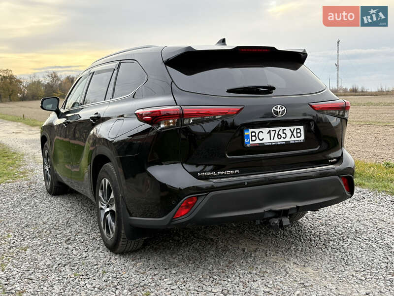 Внедорожник / Кроссовер Toyota Highlander 2020 в Луцке