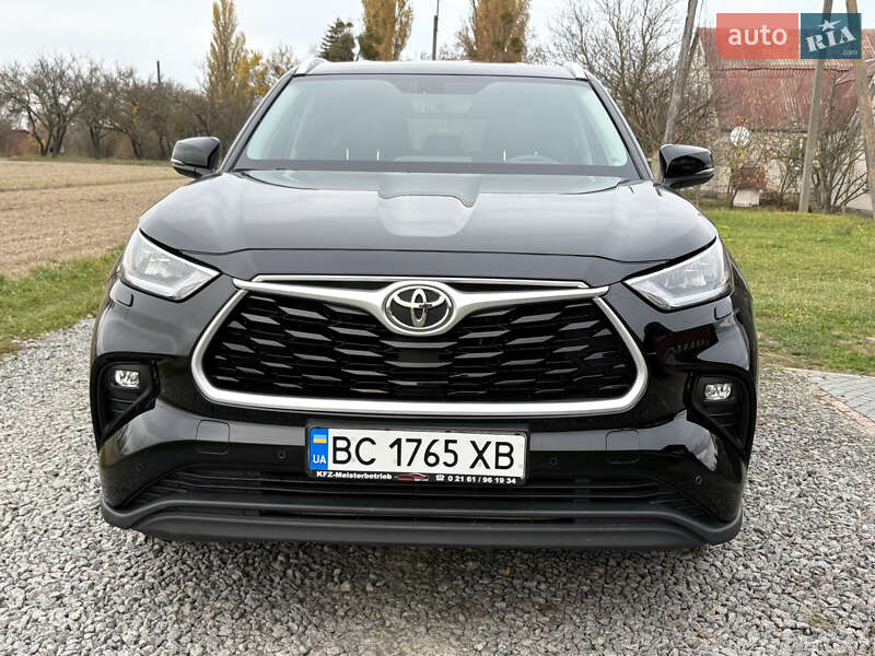 Внедорожник / Кроссовер Toyota Highlander 2020 в Луцке