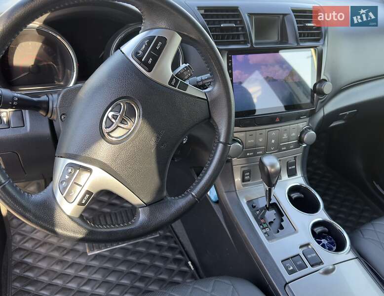 Внедорожник / Кроссовер Toyota Highlander 2012 в Кропивницком фото 5 Внедорожник / Кроссовер Toyota Highlander 2012 в Кропивницком