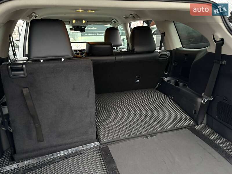 Внедорожник / Кроссовер Toyota Highlander 2023 в Киеве