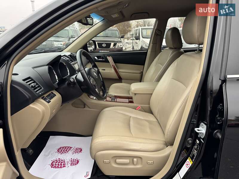 Внедорожник / Кроссовер Toyota Highlander 2013 в Днепре фото 14 Внедорожник / Кроссовер Toyota Highlander 2013 в Днепре