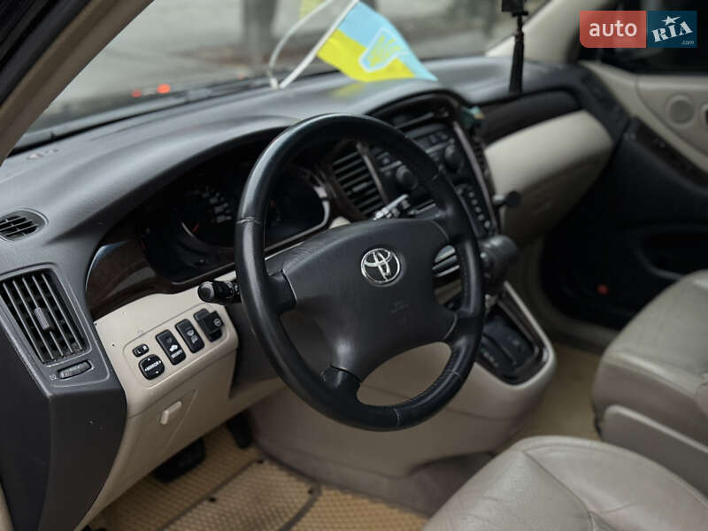 Внедорожник / Кроссовер Toyota Highlander 2001 в Днепре фото 30 Внедорожник / Кроссовер Toyota Highlander 2001 в Днепре