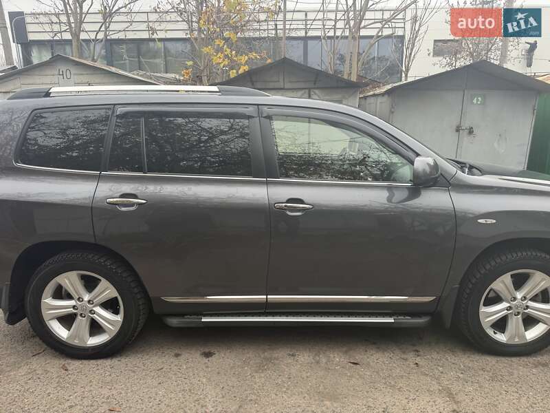 Внедорожник / Кроссовер Toyota Highlander 2013 в Одессе фото 5 Внедорожник / Кроссовер Toyota Highlander 2013 в Одессе