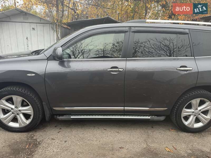 Внедорожник / Кроссовер Toyota Highlander 2013 в Одессе фото 12 Внедорожник / Кроссовер Toyota Highlander 2013 в Одессе
