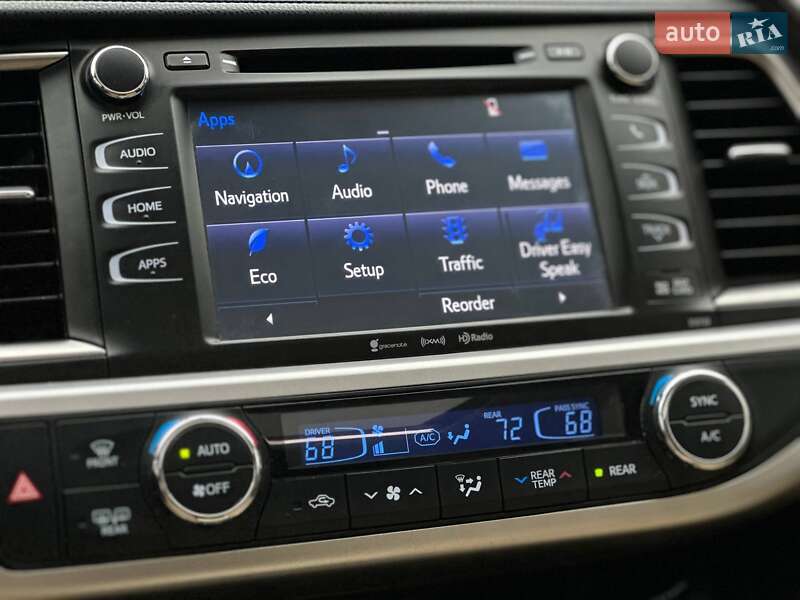 Внедорожник / Кроссовер Toyota Highlander 2016 в Киеве