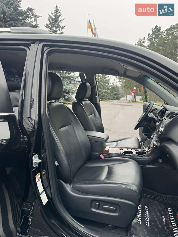 Позашляховик / Кросовер Toyota Highlander 2013 в Києві
