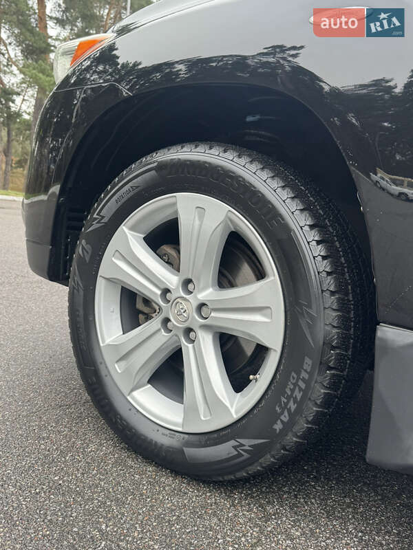 Позашляховик / Кросовер Toyota Highlander 2013 в Києві
