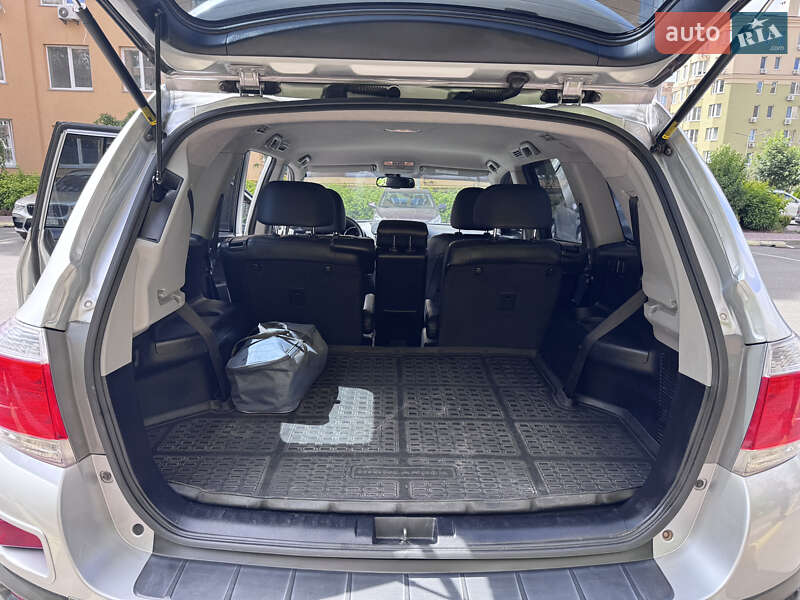 Позашляховик / Кросовер Toyota Highlander 2012 в Софіївській Борщагівці