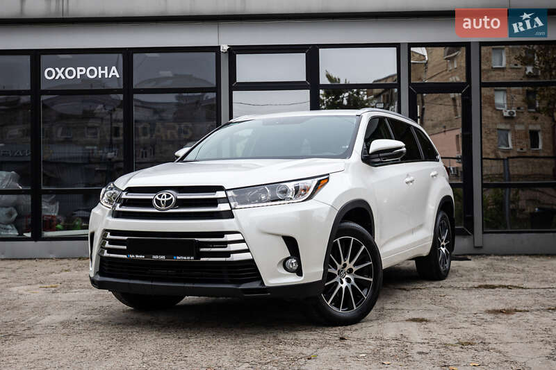Позашляховик / Кросовер Toyota Highlander 2019 в Києві фото Позашляховик / Кросовер Toyota Highlander 2019 в Києві