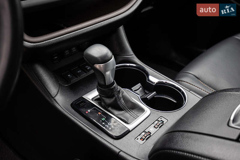 Позашляховик / Кросовер Toyota Highlander 2019 в Києві фото 36 Позашляховик / Кросовер Toyota Highlander 2019 в Києві