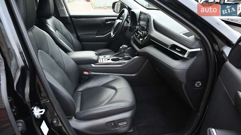 Позашляховик / Кросовер Toyota Highlander 2022 в Києві фото 6 Позашляховик / Кросовер Toyota Highlander 2022 в Києві