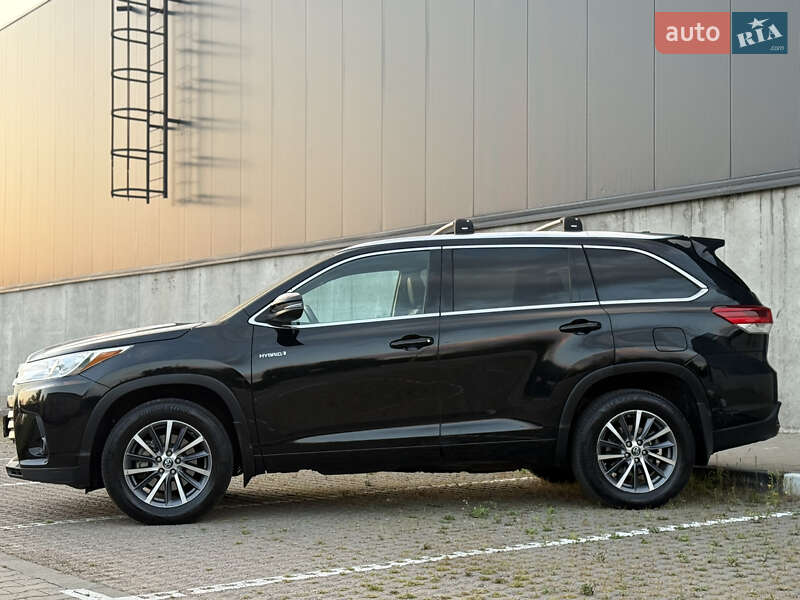 Внедорожник / Кроссовер Toyota Highlander 2017 в Киеве фото 4 Внедорожник / Кроссовер Toyota Highlander 2017 в Киеве