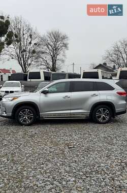 Внедорожник / Кроссовер Toyota Highlander 2017 в Бродах