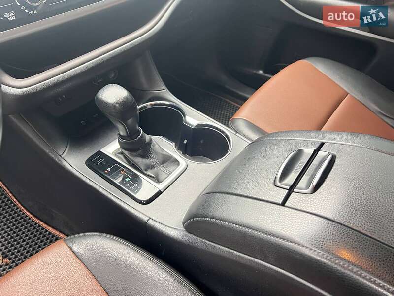 Внедорожник / Кроссовер Toyota Highlander 2014 в Киеве