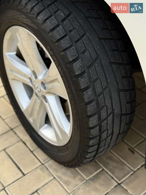 Внедорожник / Кроссовер Toyota Highlander 2011 в Одессе