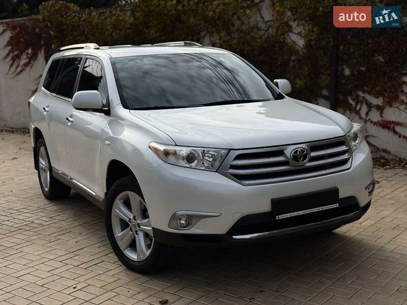 Внедорожник / Кроссовер Toyota Highlander 2011 в Одессе
