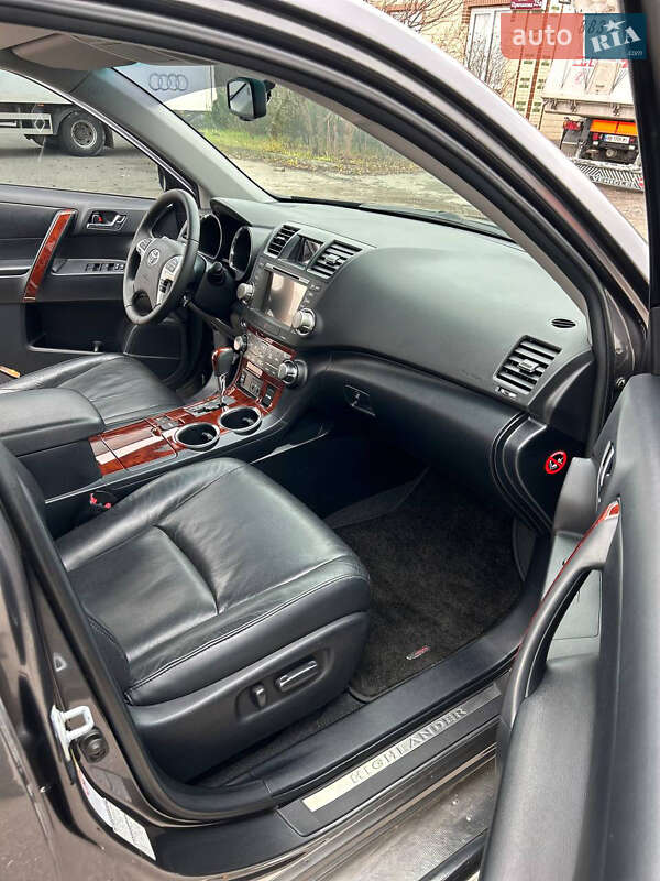 Внедорожник / Кроссовер Toyota Highlander 2011 в Виннице фото 12 Внедорожник / Кроссовер Toyota Highlander 2011 в Виннице