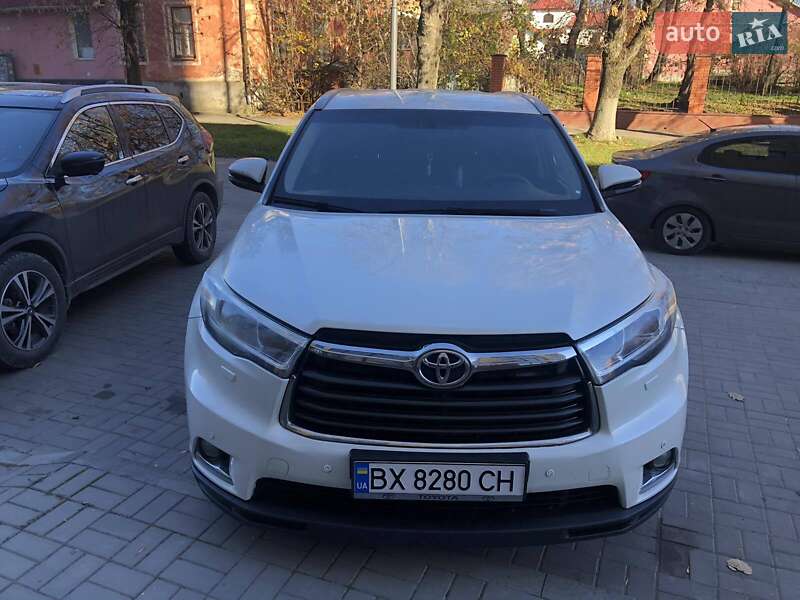 Позашляховик / Кросовер Toyota Highlander 2014 в Кам'янець-Подільському
