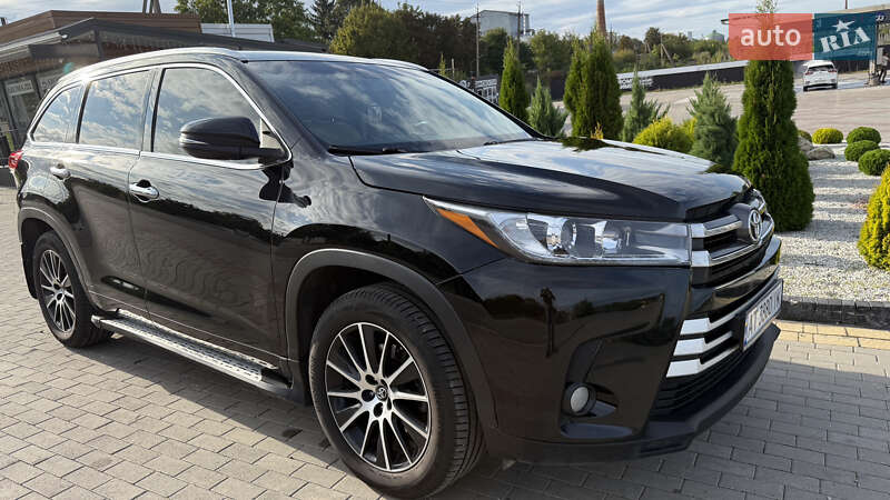 Внедорожник / Кроссовер Toyota Highlander 2017 в Городенке фото 38 Внедорожник / Кроссовер Toyota Highlander 2017 в Городенке