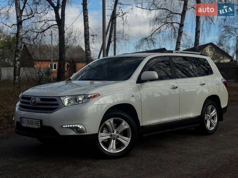 Внедорожник / Кроссовер Toyota Highlander 2012 в Ахтырке фото Внедорожник / Кроссовер Toyota Highlander 2012 в Ахтырке