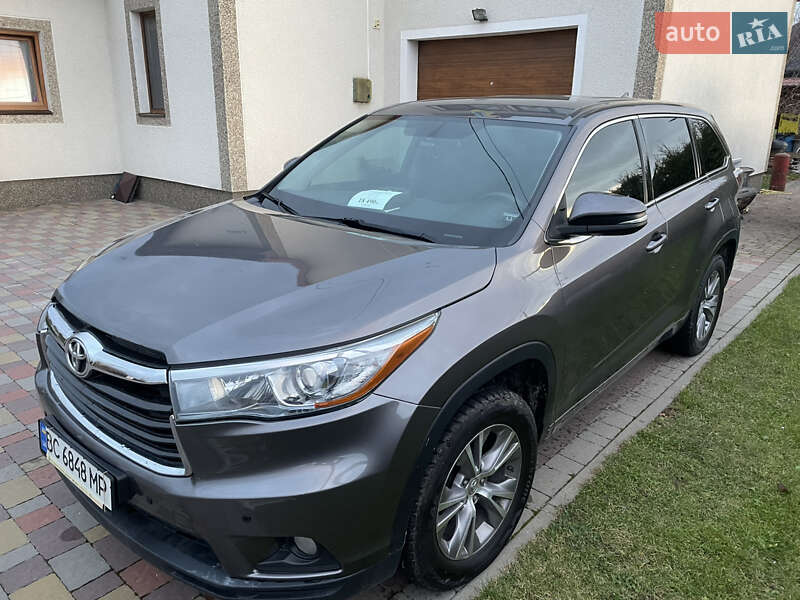 Внедорожник / Кроссовер Toyota Highlander 2015 в Львове фото 30 Внедорожник / Кроссовер Toyota Highlander 2015 в Львове