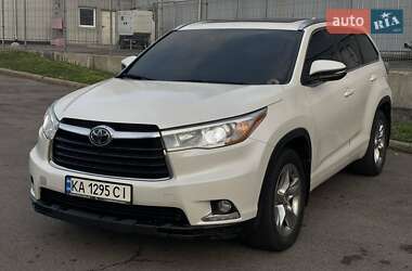 Внедорожник / Кроссовер Toyota Highlander 2015 в Днепре