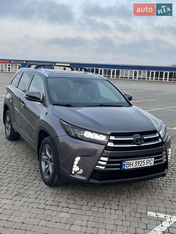 Позашляховик / Кросовер Toyota Highlander 2019 в Одесі фото 10 Позашляховик / Кросовер Toyota Highlander 2019 в Одесі