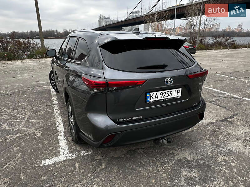 Внедорожник / Кроссовер Toyota Highlander 2020 в Киеве