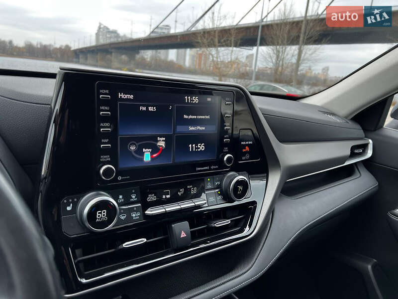 Внедорожник / Кроссовер Toyota Highlander 2020 в Киеве