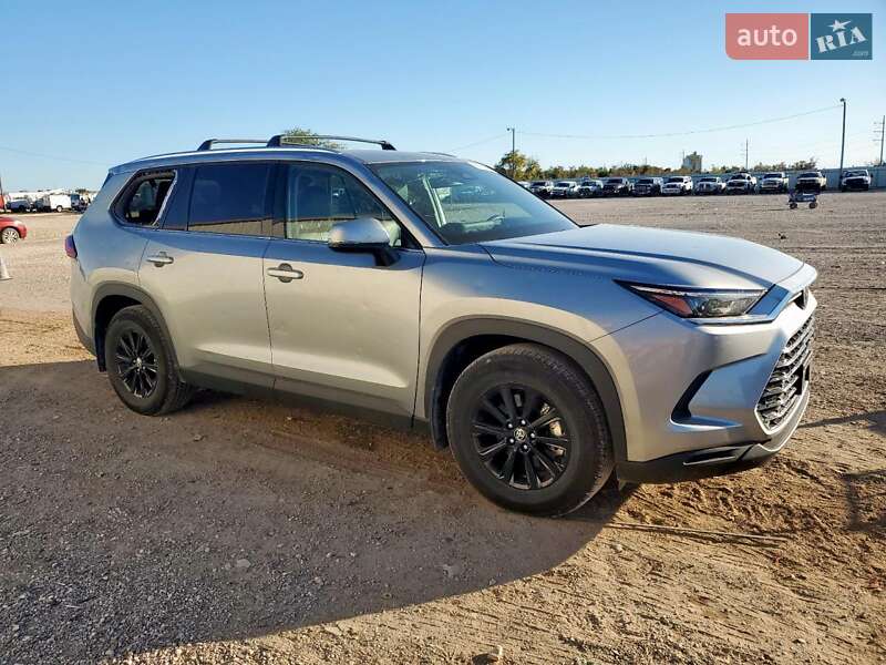 Внедорожник / Кроссовер Toyota Highlander 2024 в Виннице