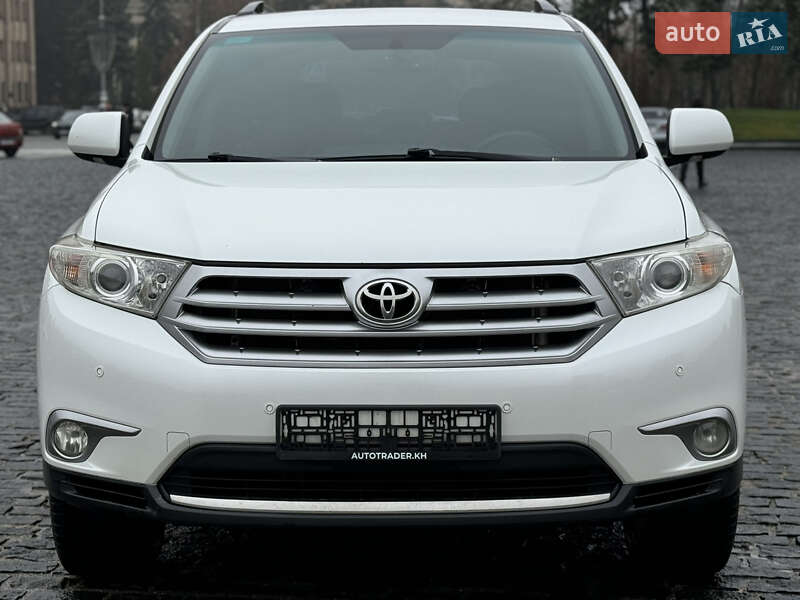 Внедорожник / Кроссовер Toyota Highlander 2012 в Харькове