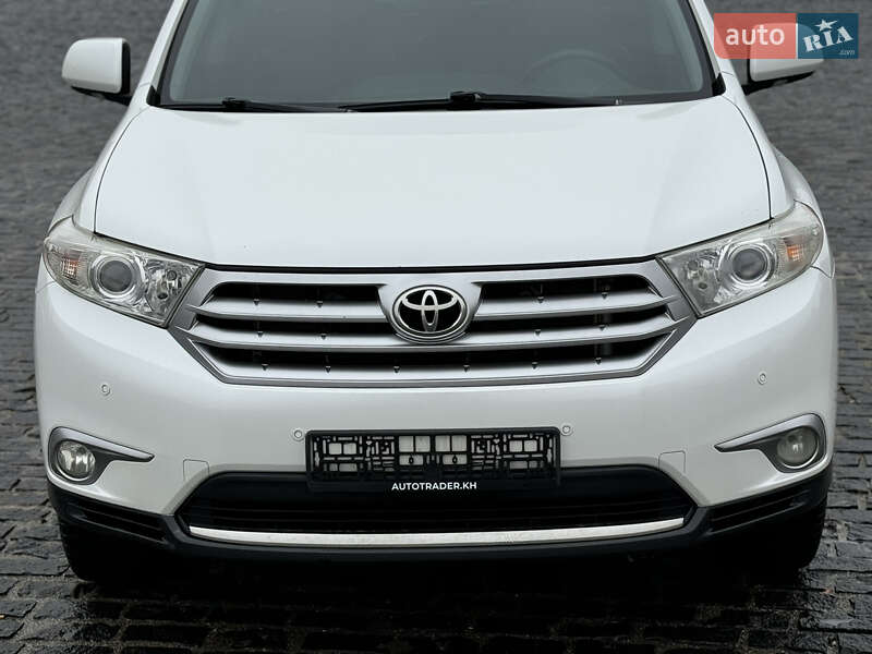 Внедорожник / Кроссовер Toyota Highlander 2012 в Харькове
