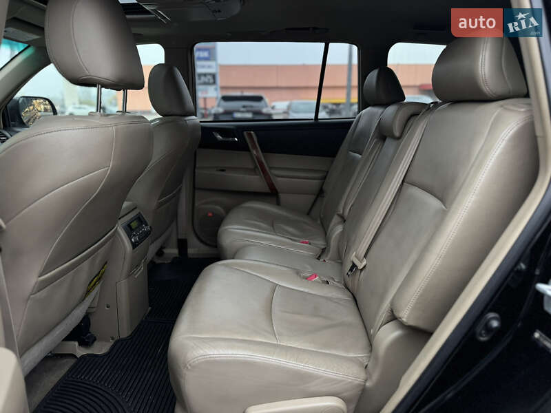 Внедорожник / Кроссовер Toyota Highlander 2008 в Киеве