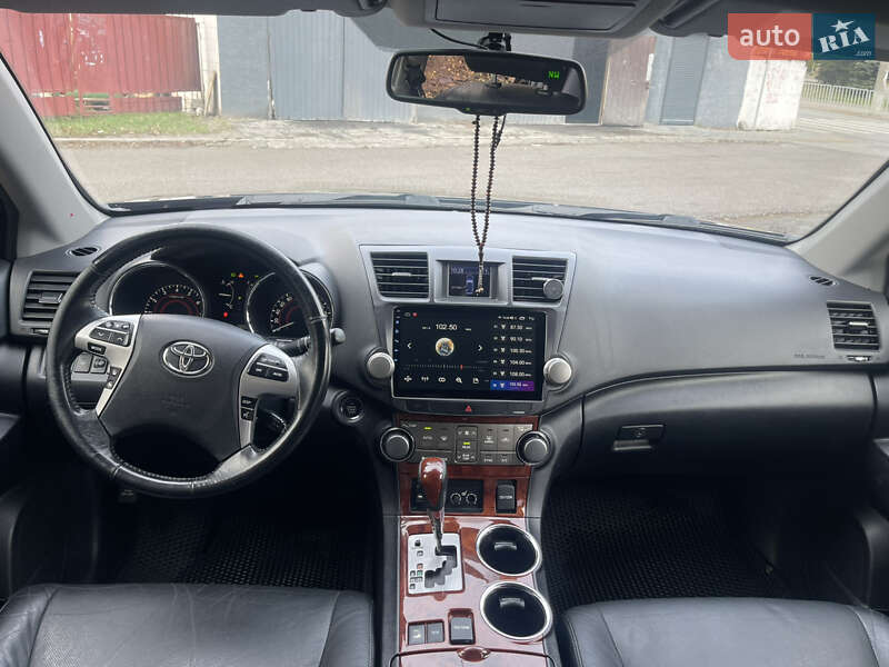 Внедорожник / Кроссовер Toyota Highlander 2011 в Днепре фото 8 Внедорожник / Кроссовер Toyota Highlander 2011 в Днепре