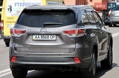Внедорожник / Кроссовер Toyota Highlander 2015 в Житомире