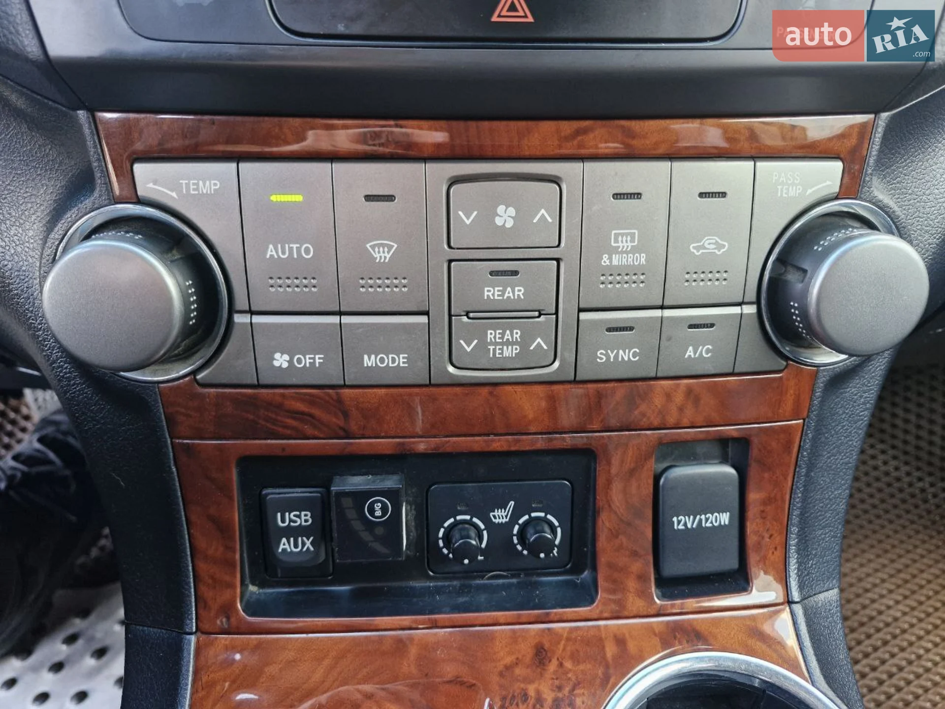 2011 Toyota Highlander - мініатюра 30