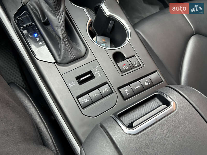 Внедорожник / Кроссовер Toyota Highlander 2020 в Луцке