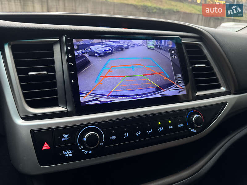 Внедорожник / Кроссовер Toyota Highlander 2018 в Киеве фото 14 Внедорожник / Кроссовер Toyota Highlander 2018 в Киеве