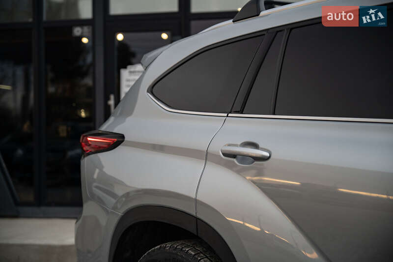 Внедорожник / Кроссовер Toyota Highlander 2021 в Черновцах фото 9 Внедорожник / Кроссовер Toyota Highlander 2021 в Черновцах