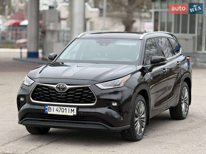 Внедорожник / Кроссовер Toyota Highlander 2020 в Кременчуге