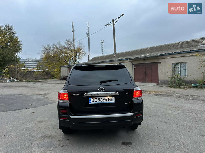 Внедорожник / Кроссовер Toyota Highlander 2010 в Николаеве фото 6 Внедорожник / Кроссовер Toyota Highlander 2010 в Николаеве