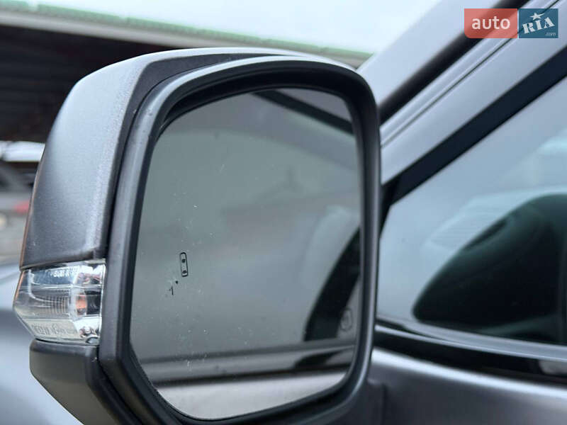 Позашляховик / Кросовер Toyota Highlander 2021 в Львові