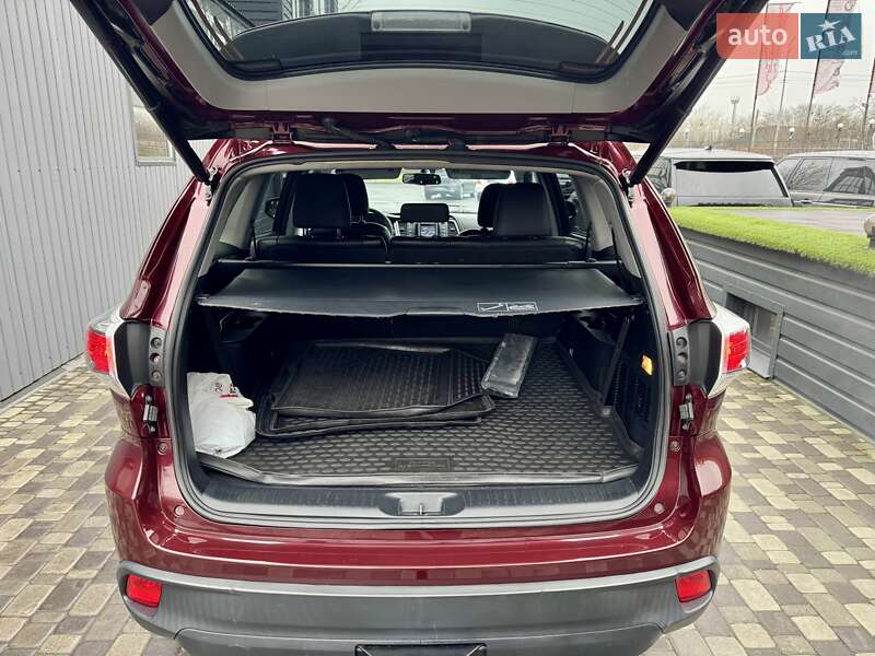 Внедорожник / Кроссовер Toyota Highlander 2014 в Киеве фото 21 Внедорожник / Кроссовер Toyota Highlander 2014 в Киеве