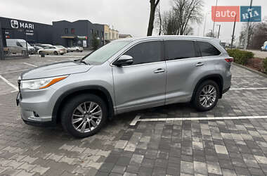 Позашляховик / Кросовер Toyota Highlander 2015 в Вінниці