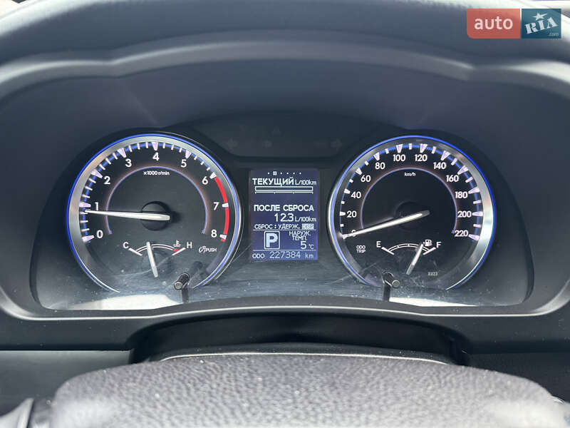 Позашляховик / Кросовер Toyota Highlander 2015 в Вінниці фото 12 Позашляховик / Кросовер Toyota Highlander 2015 в Вінниці