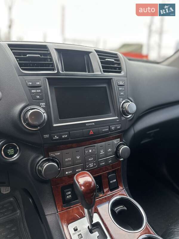 Внедорожник / Кроссовер Toyota Highlander 2012 в Белогородке фото 26 Внедорожник / Кроссовер Toyota Highlander 2012 в Белогородке