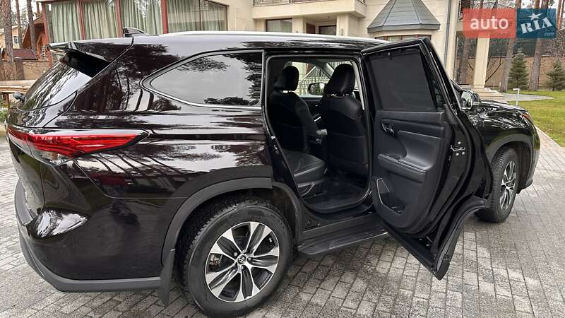 Внедорожник / Кроссовер Toyota Highlander 2021 в Киеве фото 10 Внедорожник / Кроссовер Toyota Highlander 2021 в Киеве