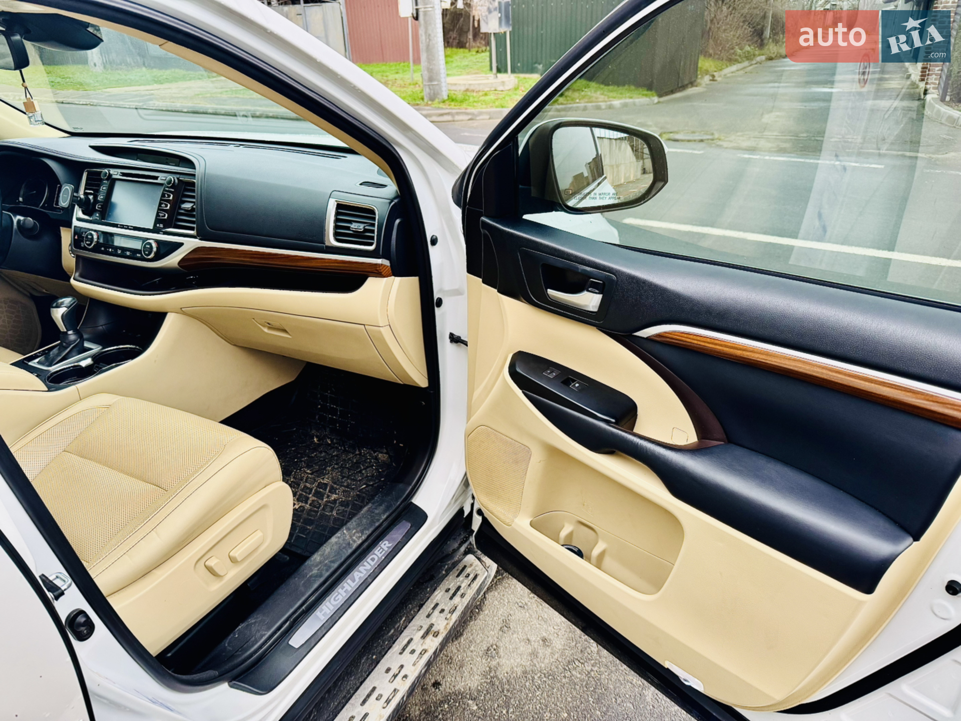 2017 Toyota Highlander - мініатюра 10