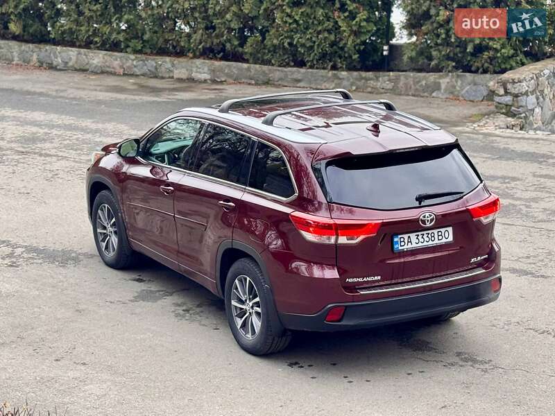 Внедорожник / Кроссовер Toyota Highlander 2018 в Кропивницком фото 6 Внедорожник / Кроссовер Toyota Highlander 2018 в Кропивницком